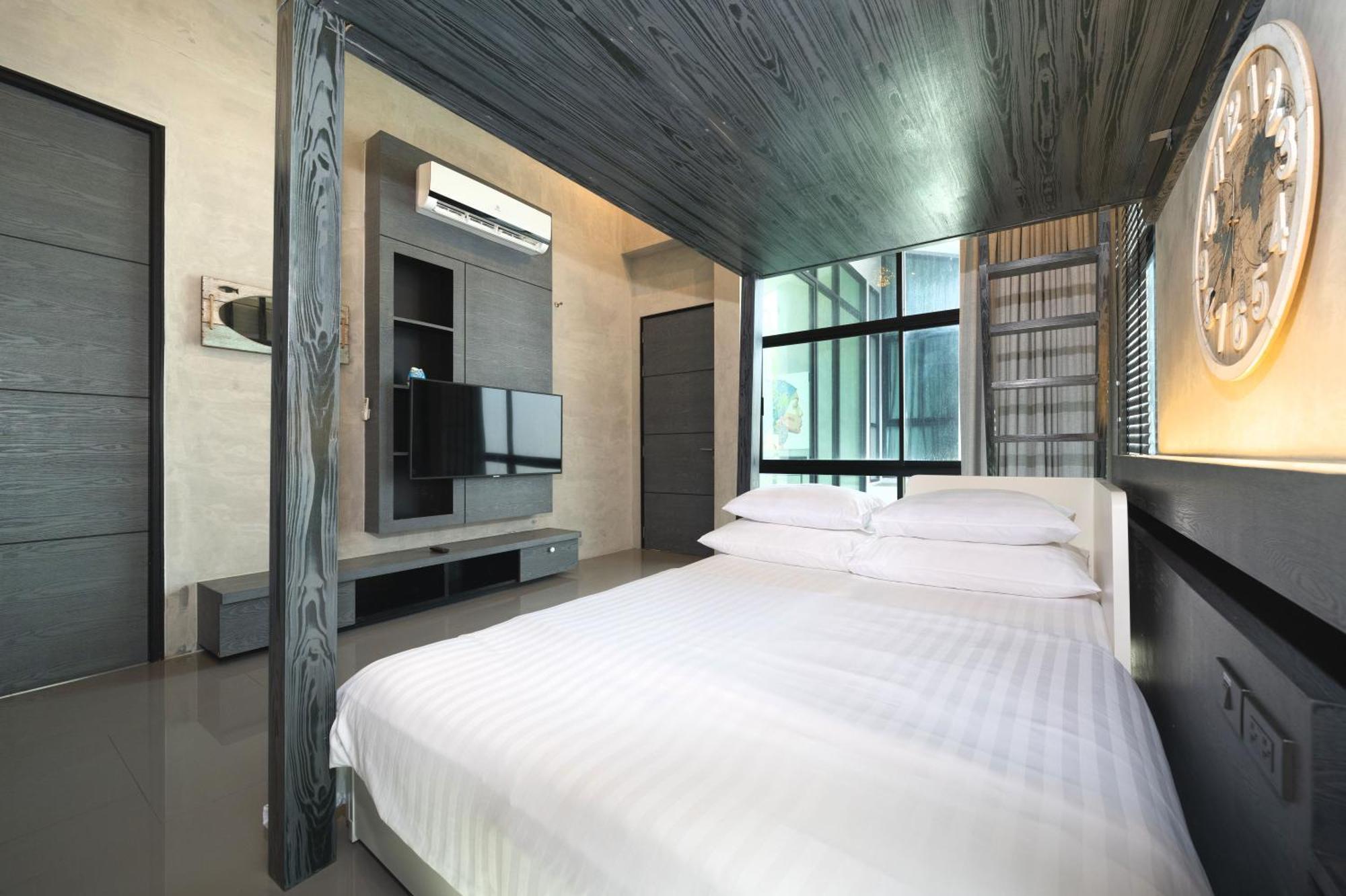Lami - Luxury 3-bedroom Modern In With Private Pool, Gym & Sauna וילה *